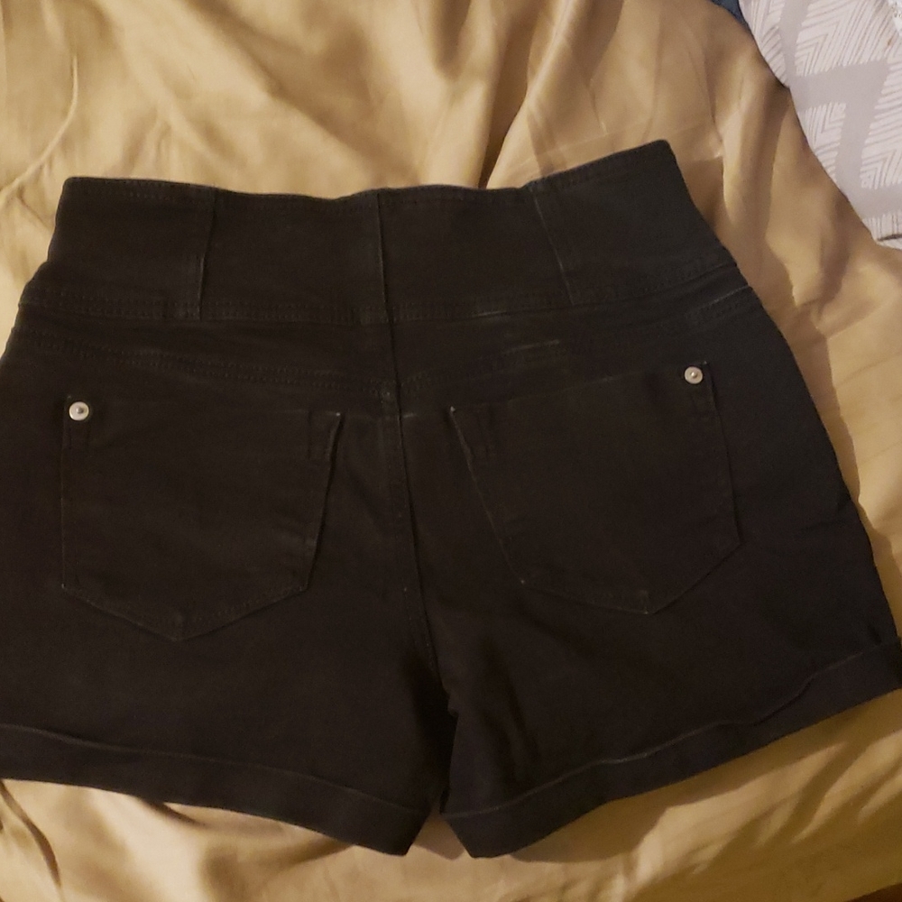 Shorts - Picture 2 of 2